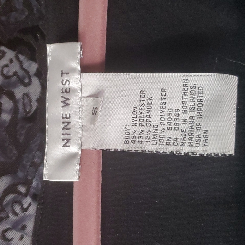 Nine West velour/crushed velvet top size S - Picture 2 of 5